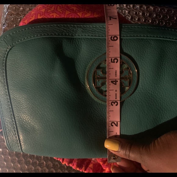 Tory Burch purse - Picture 9 of 10